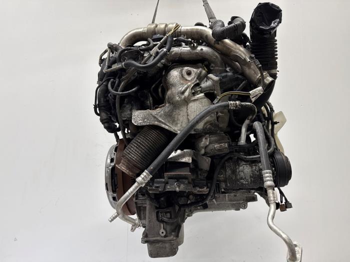 Motor Nissan Navara