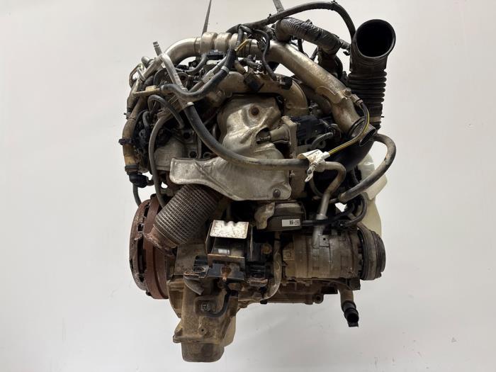 Motor van een Nissan NP 300 Navara (D23) 2.3 dCi 16V 4x4 2019