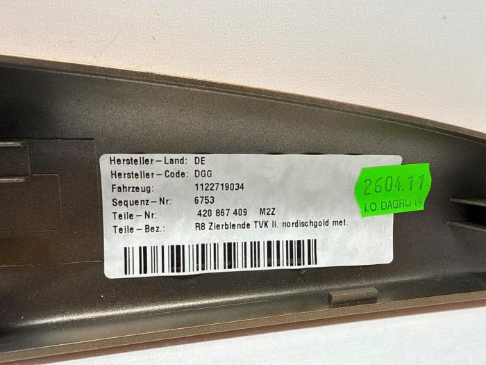 Sierstrip van een Audi R8 (422/423)  2012