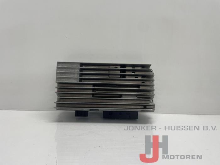 Radio versterker Audi R8 - Photo 2