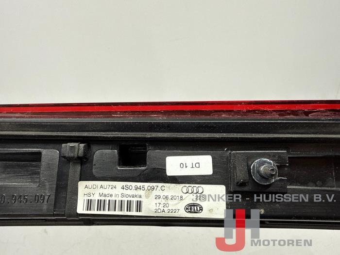 Extra Remlicht midden Audi R8 - Fotoğraf 3