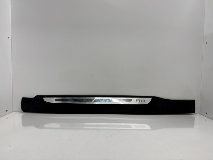 Afdeklijst dorpel links Audi R8