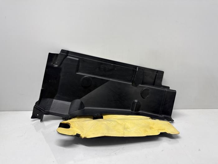 Afdekplaat motor Audi R8