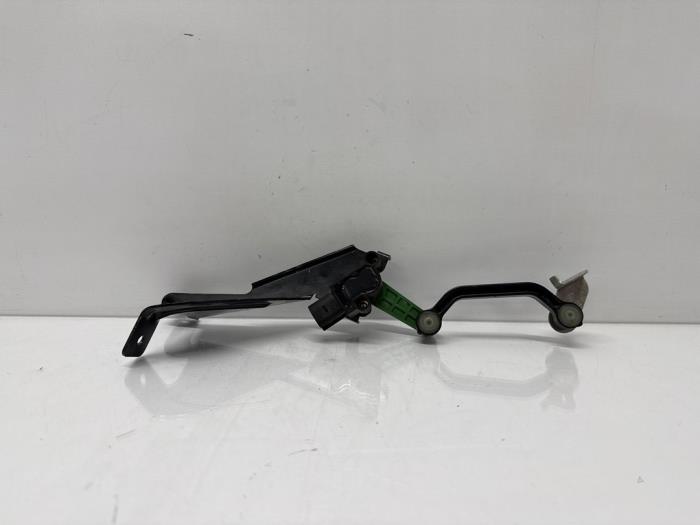 Hoogteregelaar vering Links-voor Audi R8