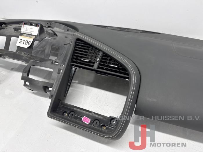 Dashboard Audi R8 - 照片 2