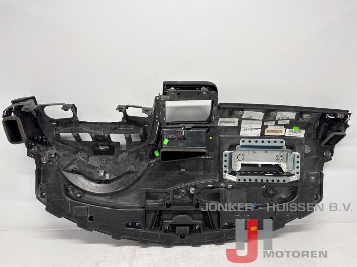 Dashboard Audi R8 - Photo 6