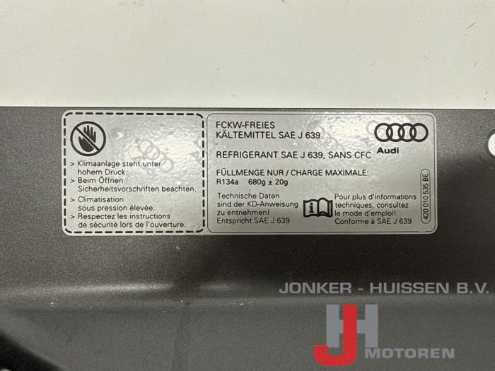 Achterspoiler Audi R8 - Fotoğraf 4