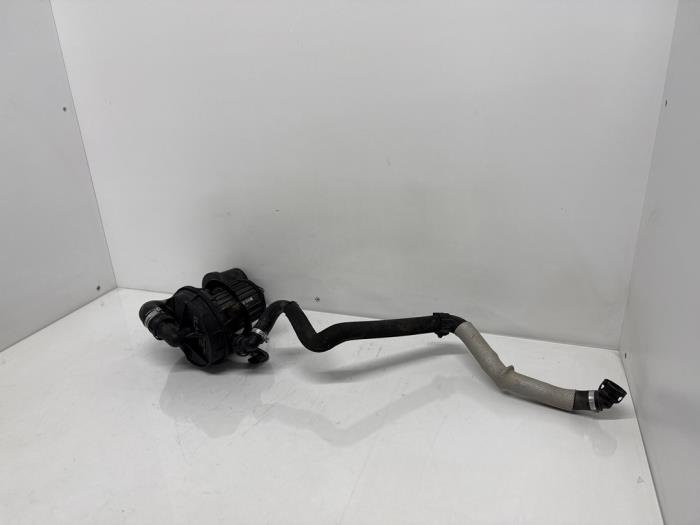 Secundaire Pomp Audi R8