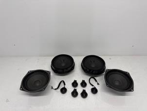 Gebruikte Speakerset Audi R8 Spyder (4S9/4SR) 5.2 V10 Plus Quattro Prijs op aanvraag aangeboden door Jonker - Huissen B.V.