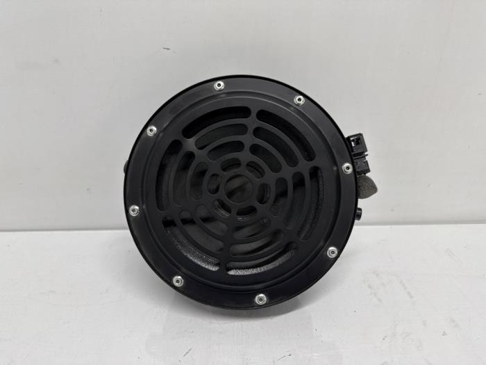Subwoofer Audi R8