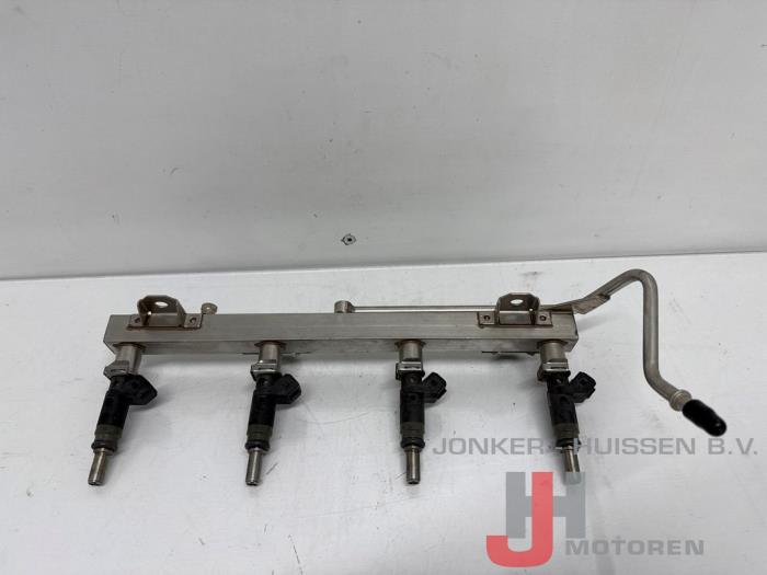 Injector (benzine injectie) BMW 1-Serie N45B16A - Фото 2