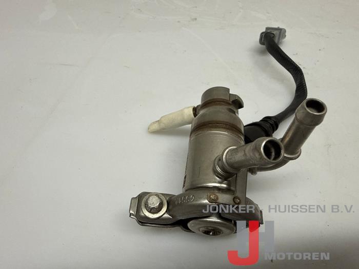 Adblue injector Renault Trafic M9R710 - 照片 2