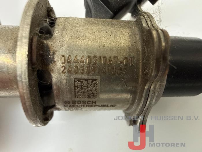 Adblue injector Iveco New Daily F1CFL411B - Fotoğraf 2