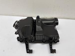 Nieuwe Luchtfilterhuis Iveco New Daily VI 35C18, 40C18, 50C18, 65C18, 70C18, 35S18 Prijs € 121,00 Inclusief btw aangeboden door Jonker - Huissen B.V.