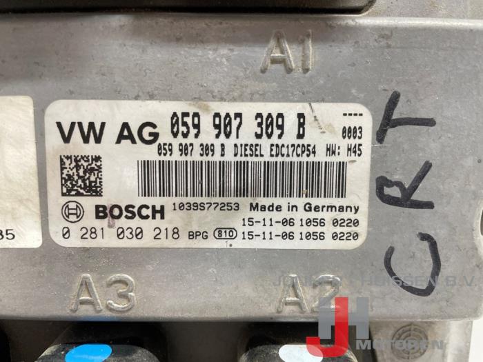 Computer Motormanagement Audi Q7 CRTC - Фото 2