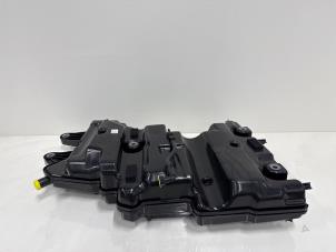 Nieuwe Adblue tank Mercedes V (447.8) Prijs € 1.210,00 Inclusief btw aangeboden door Jonker - Huissen B.V.