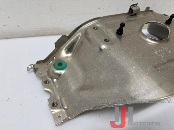 Afdekplaat motor BMW M5 S63B44B - Foto 4