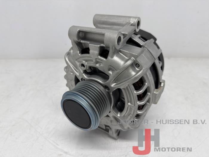 Dynamo van een Volkswagen Golf VIII (CD1) 2.0 TSI R 16V 4Motion 2024
