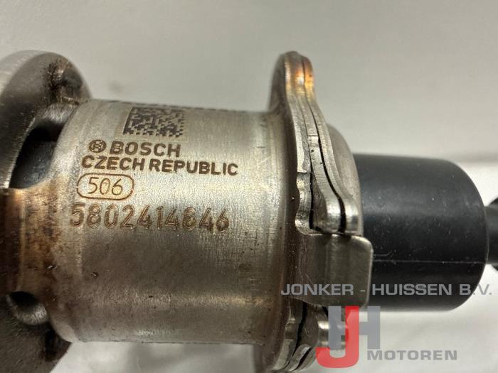 Adblue injector Iveco New Daily F1CFL411B - صورة 5