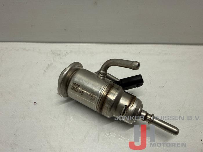 Adblue injector BMW 5-Serie B47D20B - Photo 2