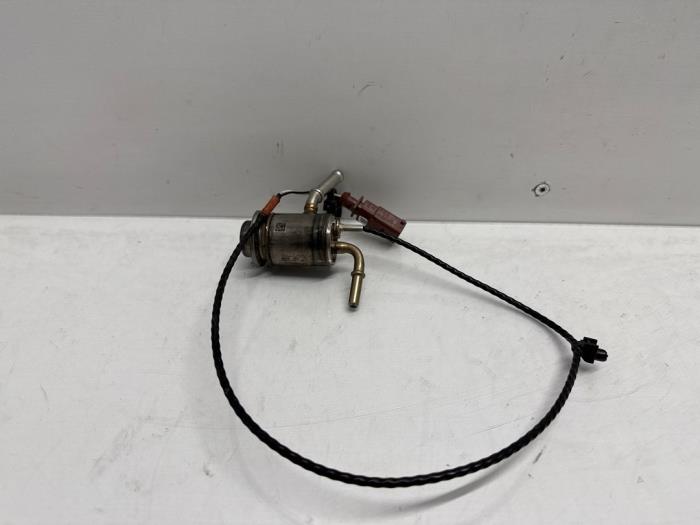 Adblue injector van een Volkswagen Transporter T6 2.0 TDI 150 2022