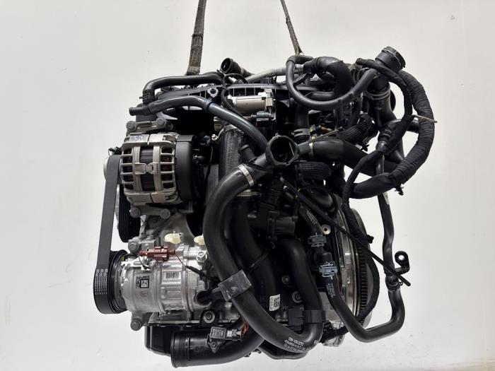 Motor Volkswagen Golf