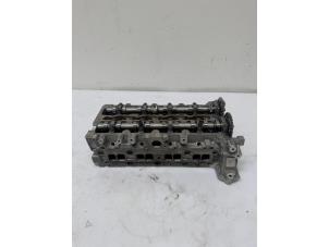 Gebruikte Cilinderkop Mercedes C (W204) 2.2 C-220 CDI 16V BlueTEC Prijs op aanvraag aangeboden door Jonker - Huissen B.V.