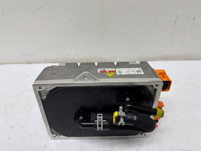 Acculader Volkswagen Golf