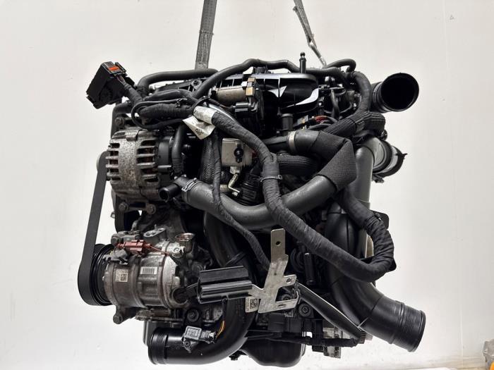 Motor Volkswagen Golf