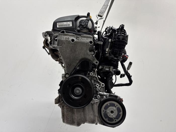 Motor Volkswagen Golf