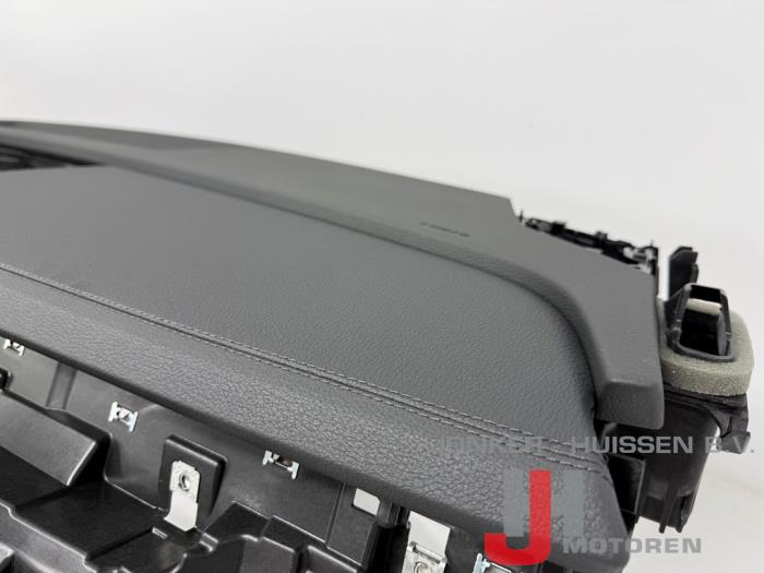 Dashboard Audi Q8 - Foto 6