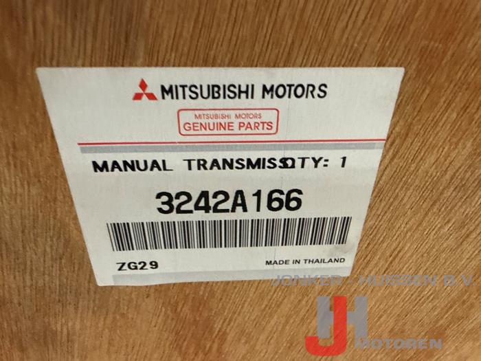 Versnellingsbak Mitsubishi L200 3242A166 - صورة 10