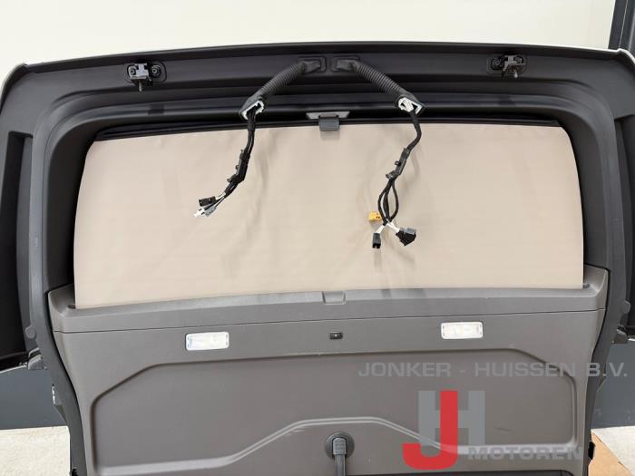 Achterklep Volkswagen Multivan T7 - صورة 7