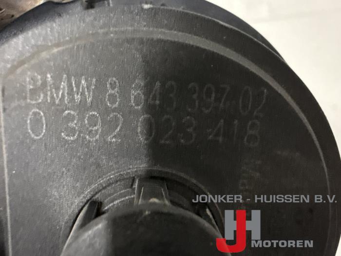Waterpomp BMW X1 B38A15A - Foto 4