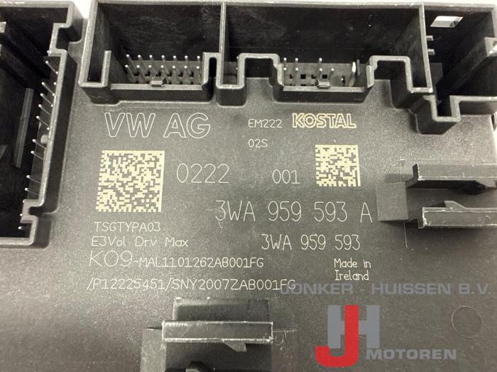 Centrale Deurvergrendelings Module Volkswagen Golf - Photo 2