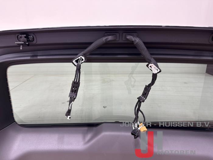 Achterklep Volkswagen Multivan T7 - صورة 7