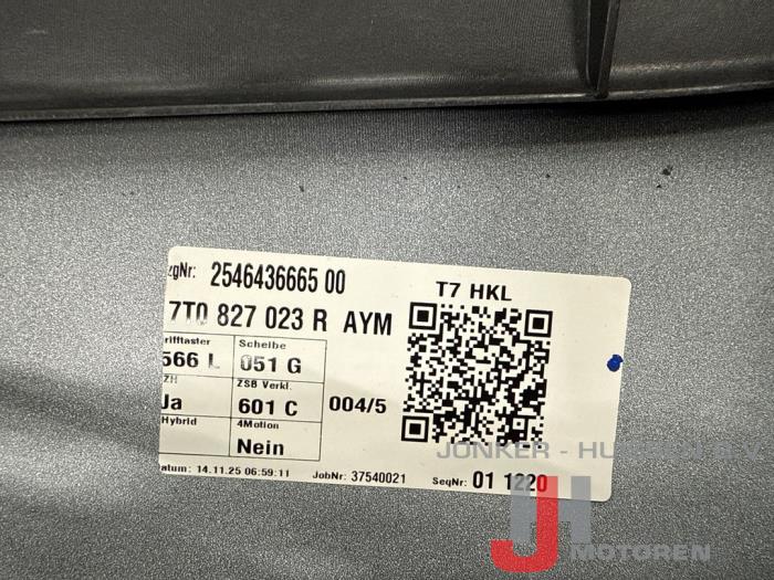 Achterklep Volkswagen Multivan T7 - Fotoğraf 3