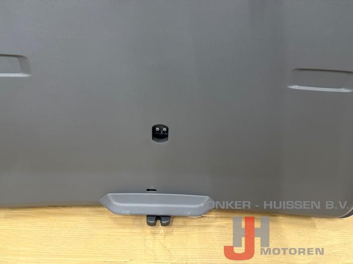 Achterklep Volkswagen Multivan T7 - صورة 8