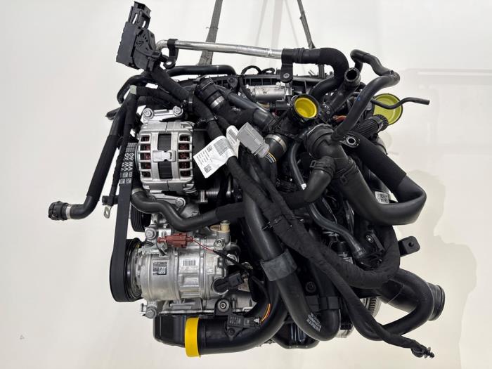Motor Volkswagen Golf