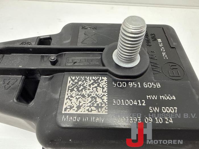 Alarm sirene Volkswagen Multivan T7 - Photo 3
