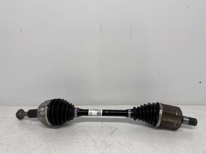 Aandrijfas links-voor Volkswagen Multivan T7