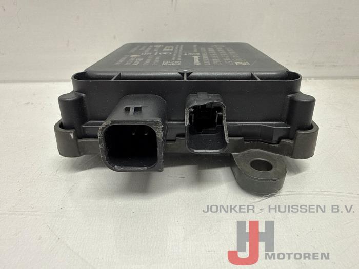 Radar sensor Mercedes S-Klasse - Fotoğraf 4