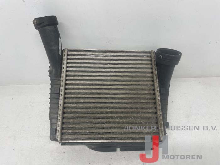 Intercooler Volkswagen Touareg CGE - Fotoğraf 3