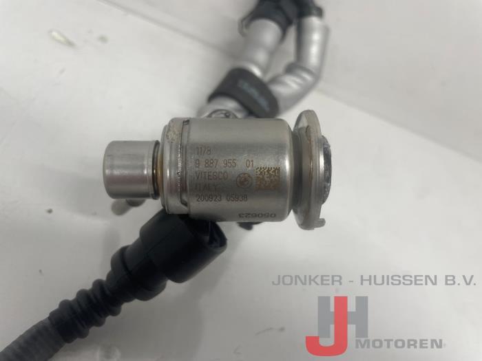 Adblue injector BMW X7 B57D30B - Fotoğraf 3