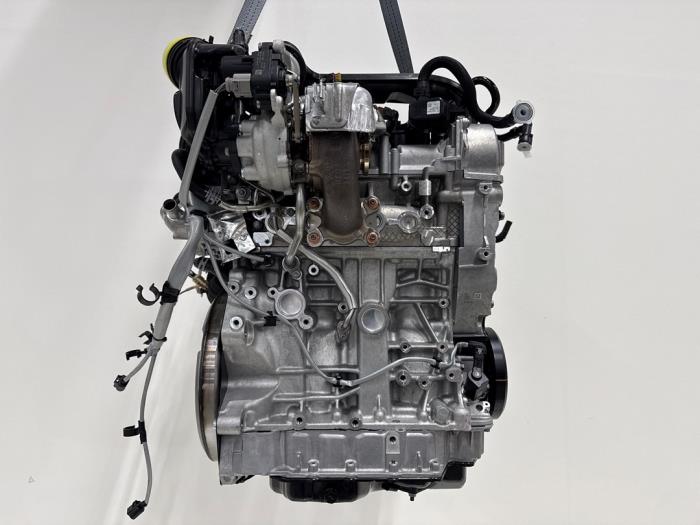 Motor Volkswagen Golf