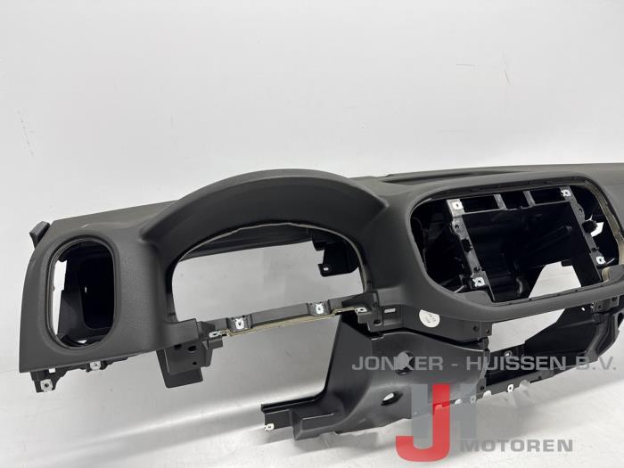 Dashboard Volkswagen Tiguan - Fotoğraf 2