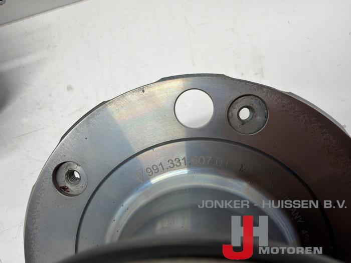Wielnaaf achter Porsche 911 - Foto 3