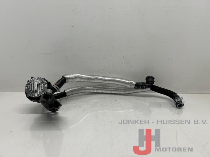 Nieuwe Waterpomp Volkswagen Tiguan (CT1) 1.5 eHybrid 204 Prijs € 108,90 Inclusief btw aangeboden door Jonker - Huissen B.V.