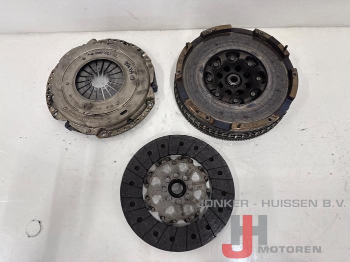 Gebruikte Koppelingsset (compleet) Mercedes Sprinter 3,5t (907.6/910.6) 314 CDI 2.1 D RWD Prijs € 453,75 Inclusief btw aangeboden door Jonker - Huissen B.V.