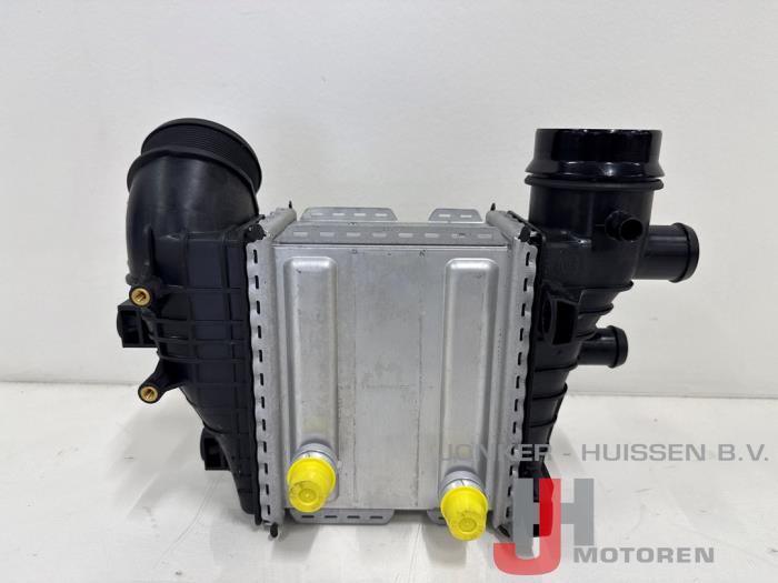 Gebruikte Intercooler Mercedes AMG GT (C190) 4.0 S V8 Biturbo Prijs € 393,25 Inclusief btw aangeboden door Jonker - Huissen B.V.
